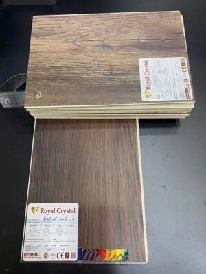Sàn SPC Royal Crystal RCDW107-1 5.0mm Đế Cao Su 4 Sàn SPC Royal Crystal RCDW107-1 5.0mm đế cao su