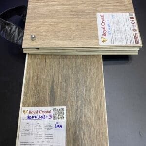 Sàn SPC Royal Crystal RCDW102-3 Đế Cao Su