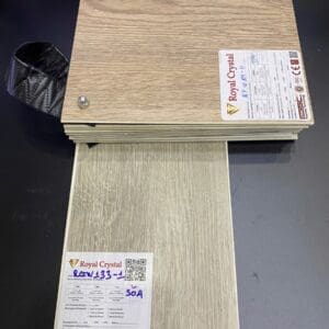 Sàn SPC Royal Crystal RCDW133-1 Đế Cao Su