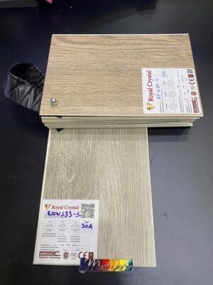 Sàn SPC Royal Crystal RCDW133-1 Đế Cao Su 4 Sàn SPC Royal Crystal RCDW133-1 Đế Cao Su