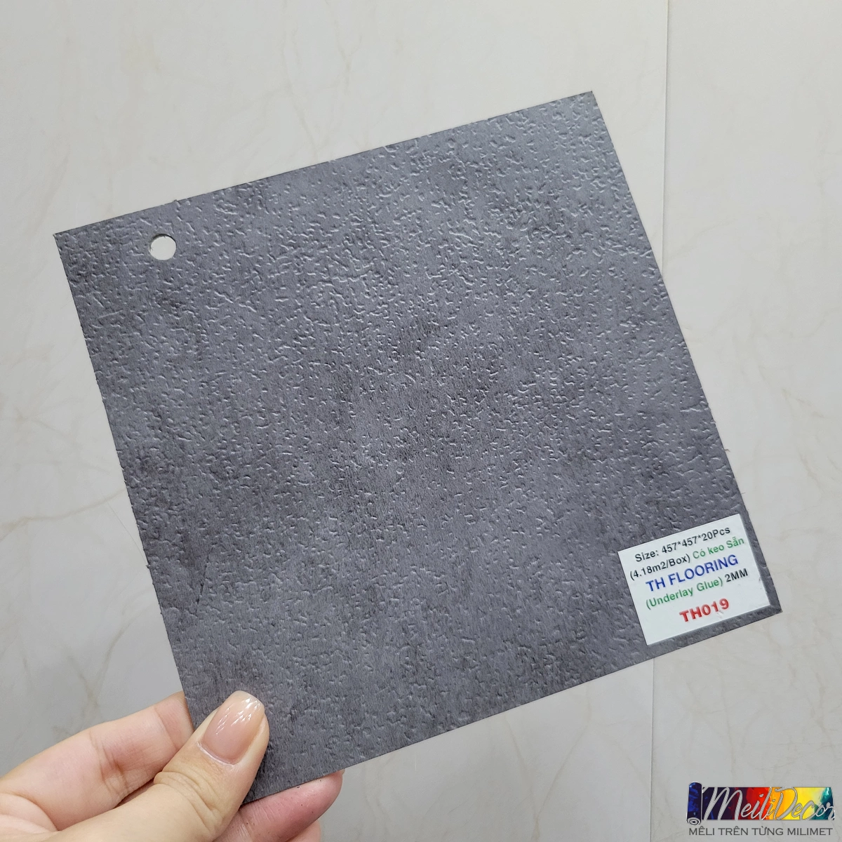 Sàn Nhựa Vinyl TH019 TH Floor 2.0mm (Keo Sẵn) 1 Sàn Nhựa Vinyl TH019 TH Floor 2.0mm (Keo Sẵn)