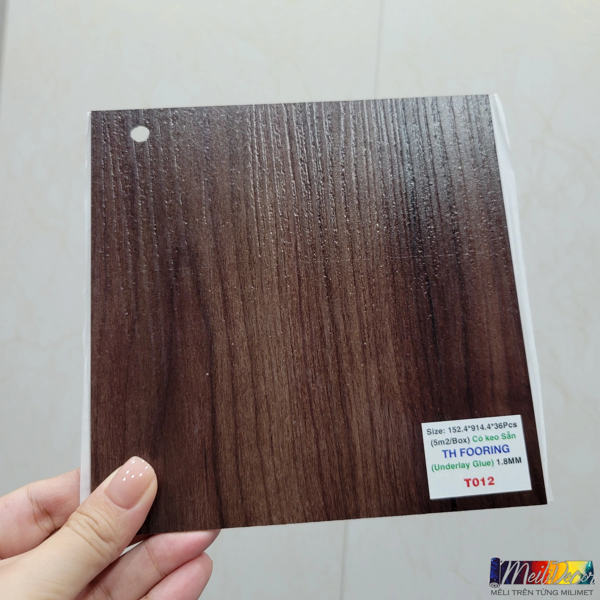 Sàn Nhựa TH FLOORING 1.8mm T012 keo sẵn 1 Sàn Nhựa TH FLOORING 1.8mm T012 keo sẵn