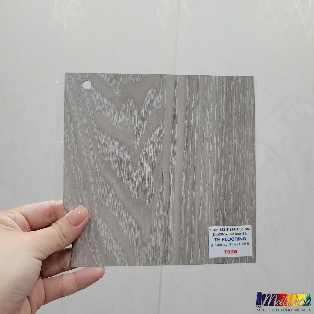Sàn Nhựa TH FLOORING 1.8mm T026 keo sẵn 1 Sàn Nhựa TH FLOORING 1.8mm T026 keo sẵn